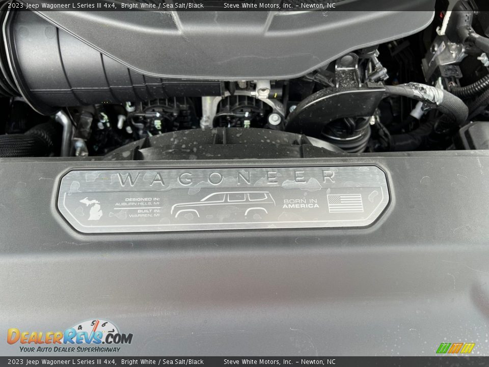2023 Jeep Wagoneer L Series III 4x4 Bright White / Sea Salt/Black Photo #10