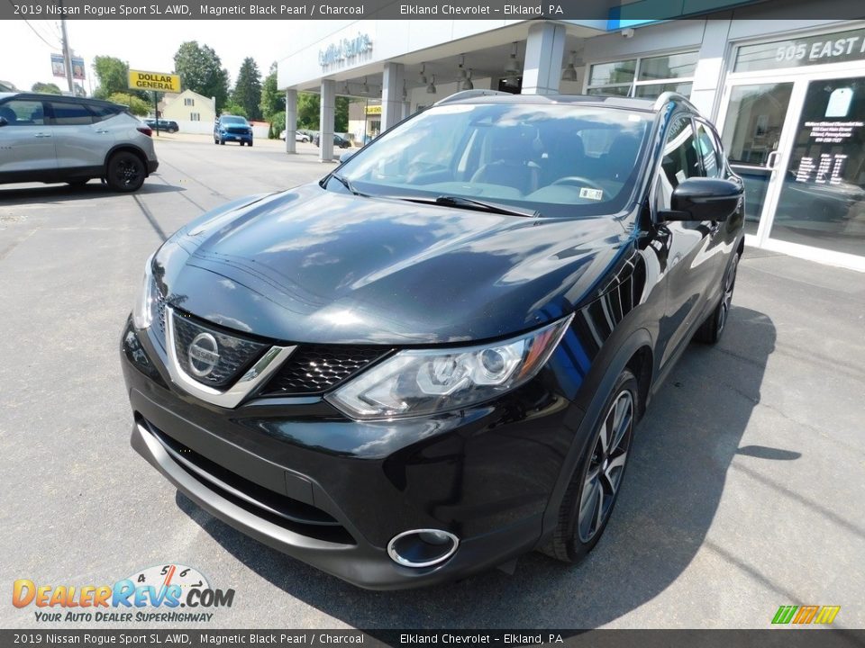 2019 Nissan Rogue Sport SL AWD Magnetic Black Pearl / Charcoal Photo #3