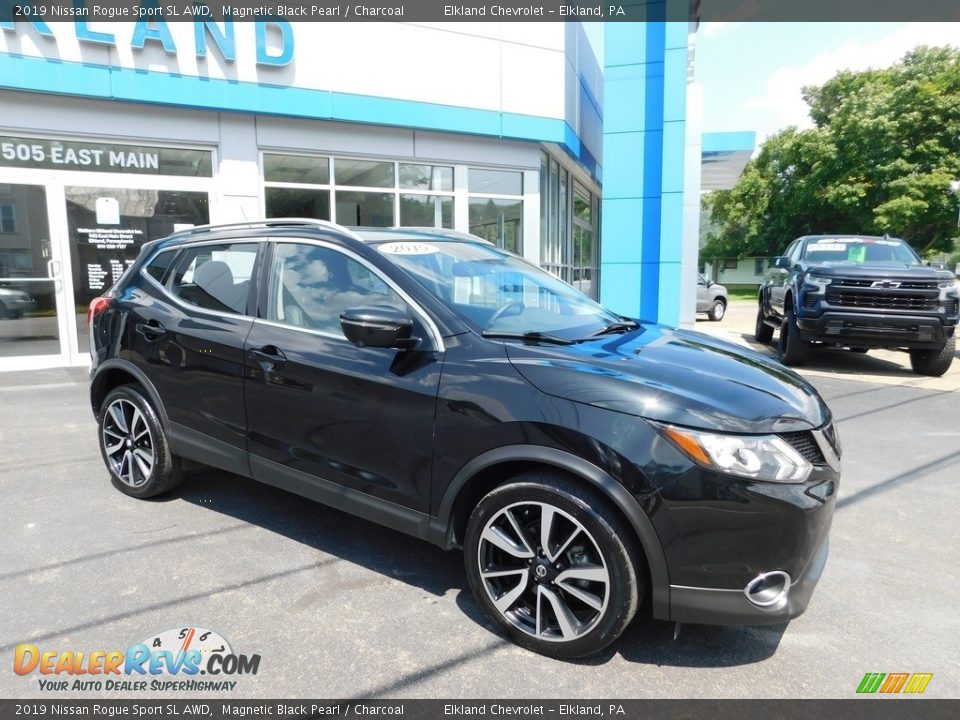 2019 Nissan Rogue Sport SL AWD Magnetic Black Pearl / Charcoal Photo #6