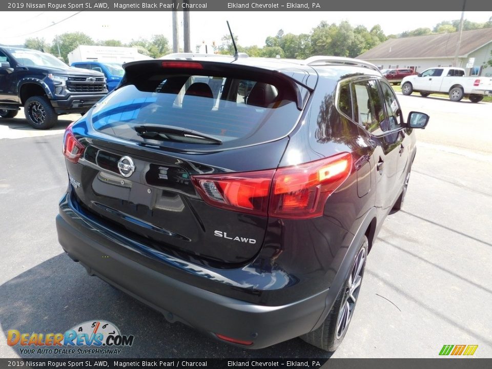 2019 Nissan Rogue Sport SL AWD Magnetic Black Pearl / Charcoal Photo #9