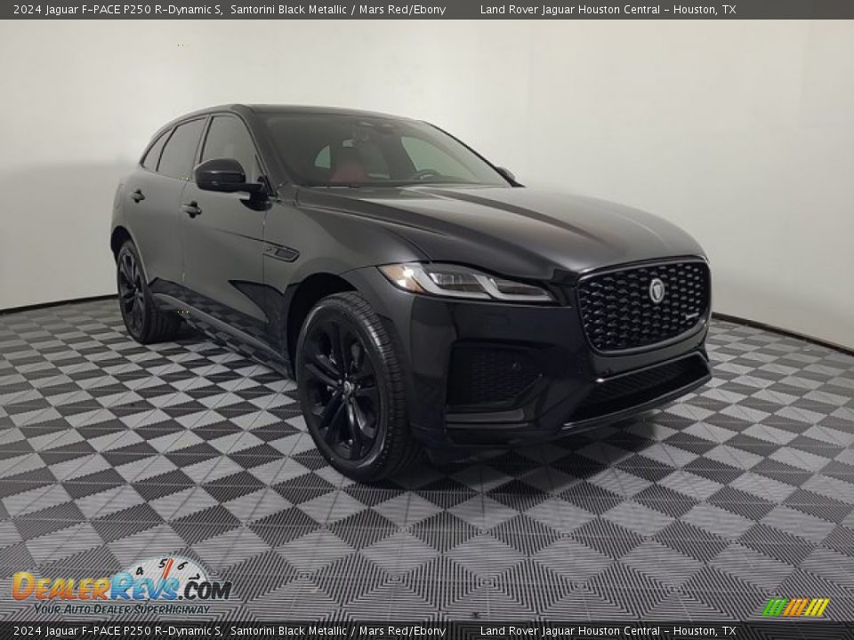 Front 3/4 View of 2024 Jaguar F-PACE P250 R-Dynamic S Photo #12