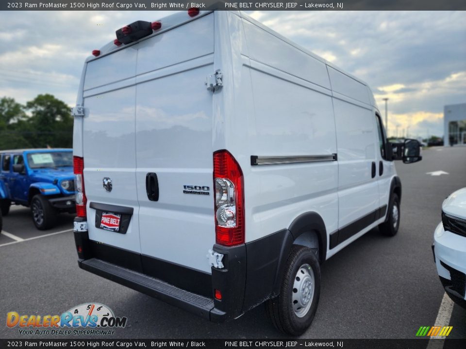 2023 Ram ProMaster 1500 High Roof Cargo Van Bright White / Black Photo #4