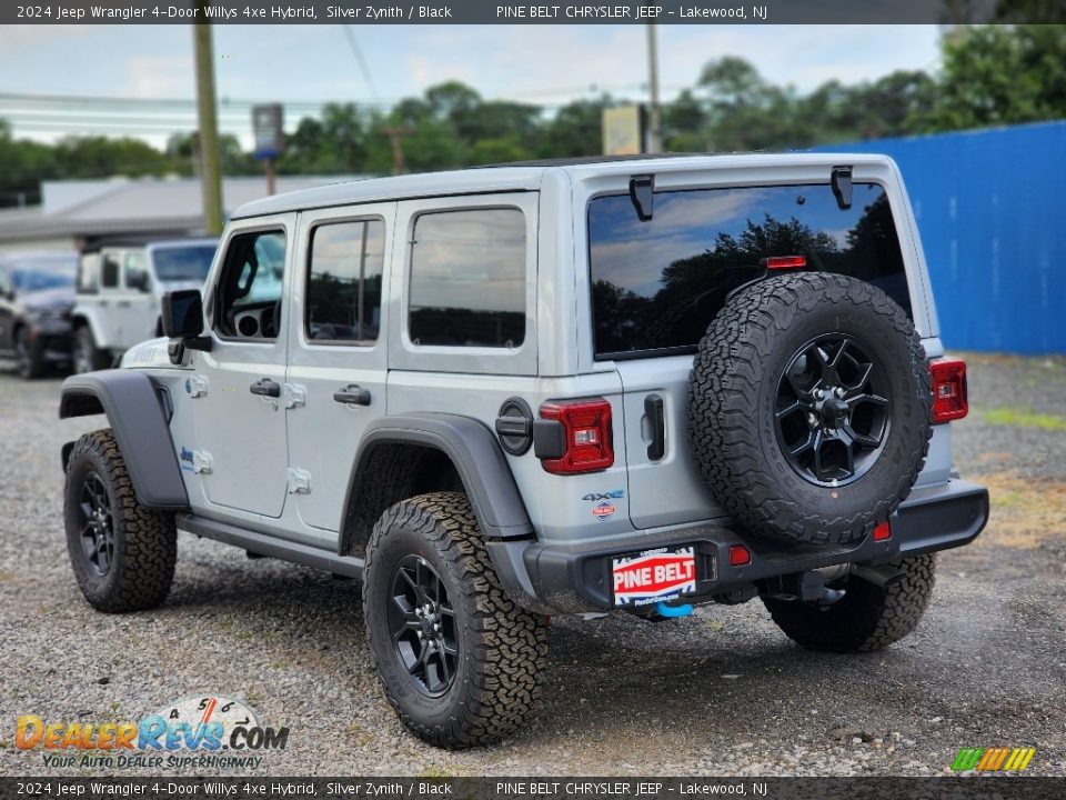 2024 Jeep Wrangler 4-Door Willys 4xe Hybrid Silver Zynith / Black Photo #4