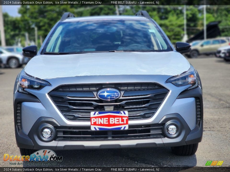 2024 Subaru Outback Onyx Edition Ice Silver Metallic / Titanium Gray Photo #2