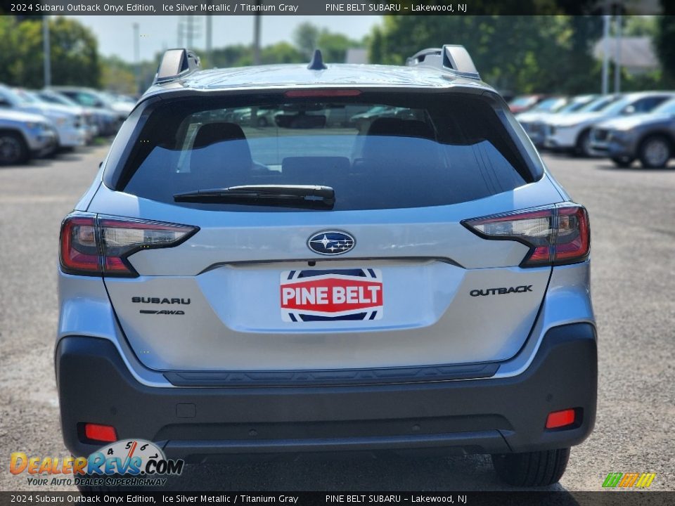 2024 Subaru Outback Onyx Edition Ice Silver Metallic / Titanium Gray Photo #5