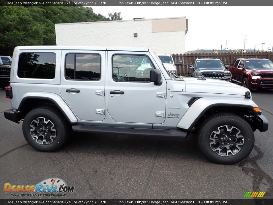 2024 Jeep Wrangler 4-Door Sahara 4x4 Silver Zynith / Black Photo #7