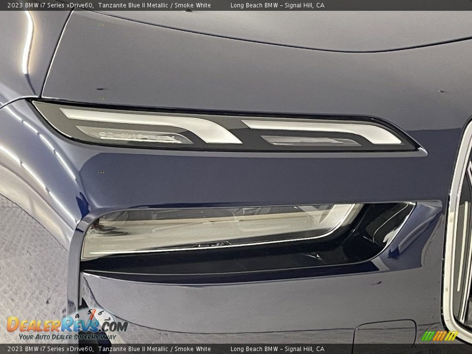 2023 BMW i7 Series xDrive60 Tanzanite Blue II Metallic / Smoke White Photo #4