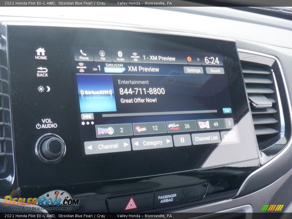 Controls of 2021 Honda Pilot EX-L AWD Photo #18
