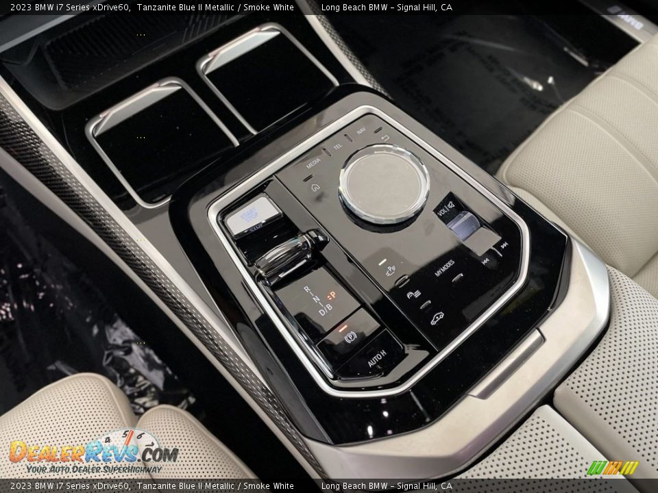 2023 BMW i7 Series xDrive60 Shifter Photo #22