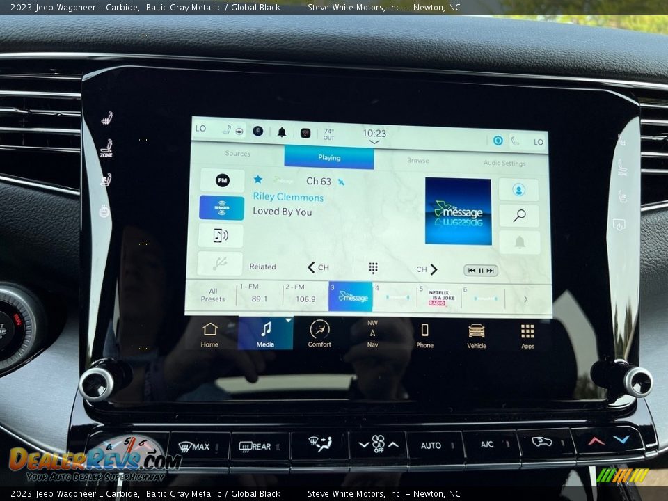 Controls of 2023 Jeep Wagoneer L Carbide Photo #28