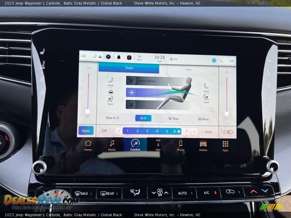 Controls of 2023 Jeep Wagoneer L Carbide Photo #30