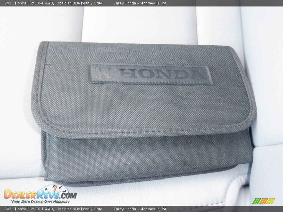 2021 Honda Pilot EX-L AWD Obsidian Blue Pearl / Gray Photo #34