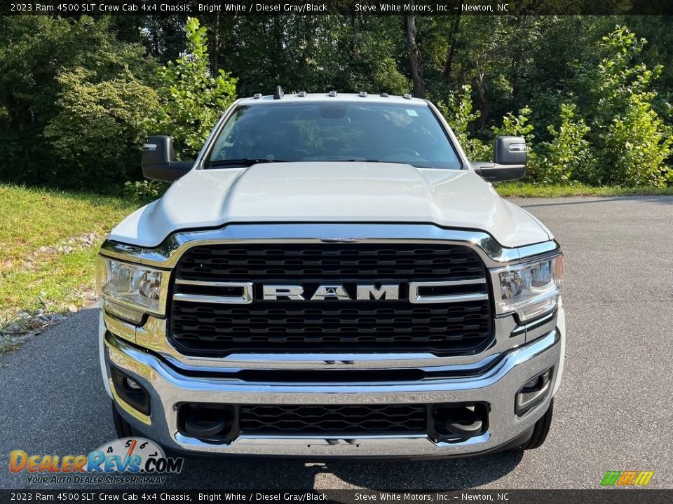 2023 Ram 4500 SLT Crew Cab 4x4 Chassis Bright White / Diesel Gray/Black Photo #3