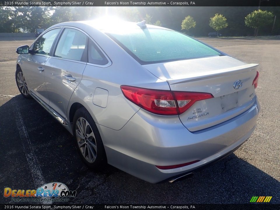 2016 Hyundai Sonata Sport Symphony Silver / Gray Photo #2