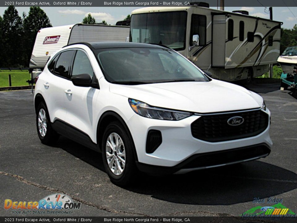 Front 3/4 View of 2023 Ford Escape Active Photo #8