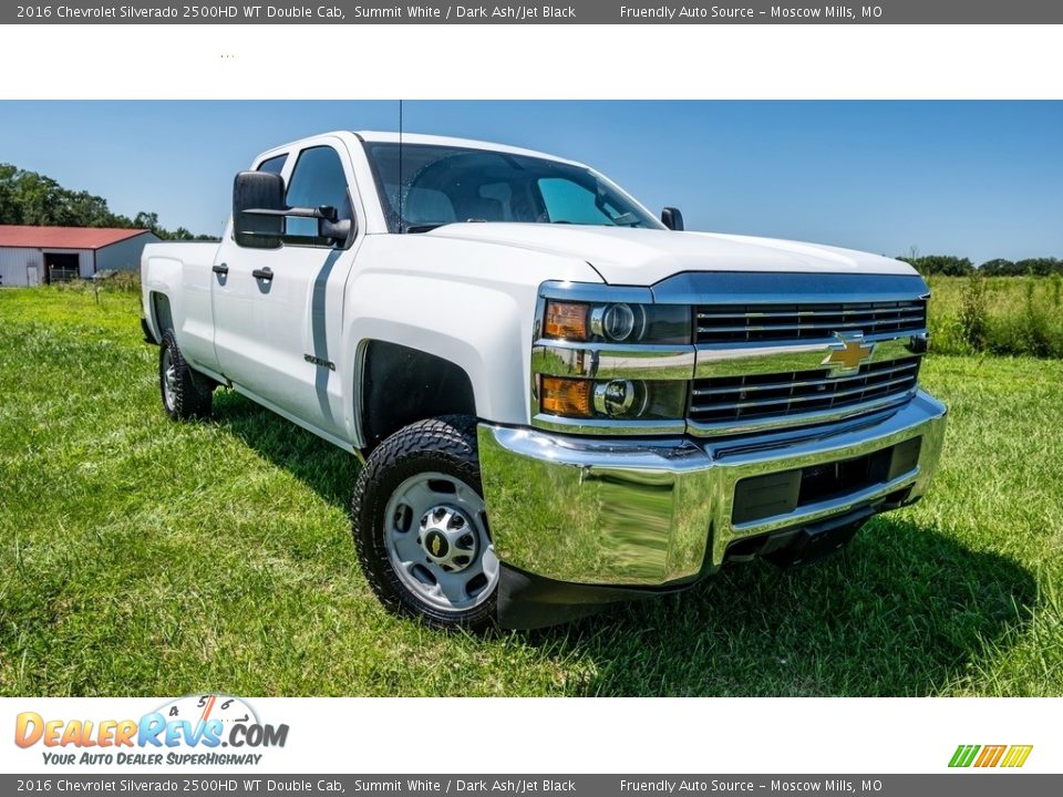 Front 3/4 View of 2016 Chevrolet Silverado 2500HD WT Double Cab Photo #1