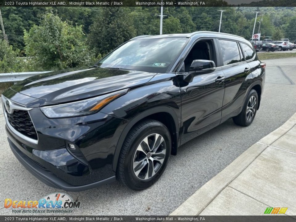 2023 Toyota Highlander XLE AWD Midnight Black Metallic / Black Photo #7
