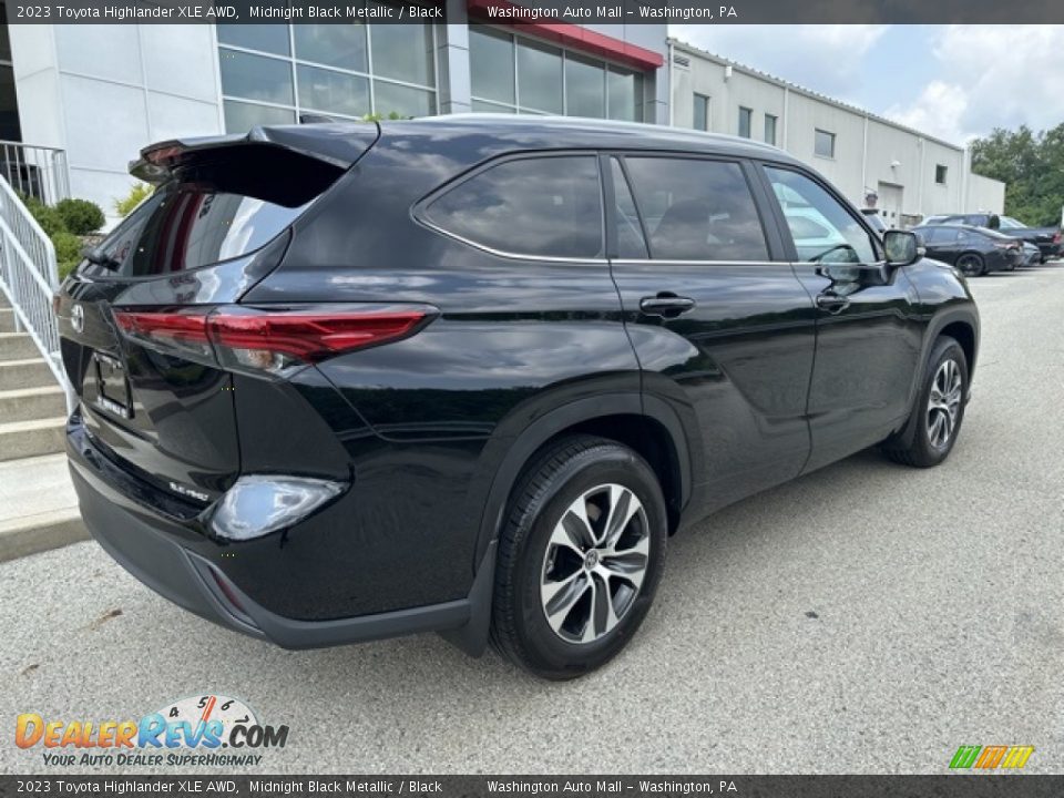 2023 Toyota Highlander XLE AWD Midnight Black Metallic / Black Photo #9