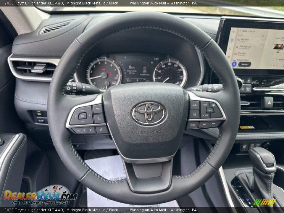 2023 Toyota Highlander XLE AWD Midnight Black Metallic / Black Photo #10