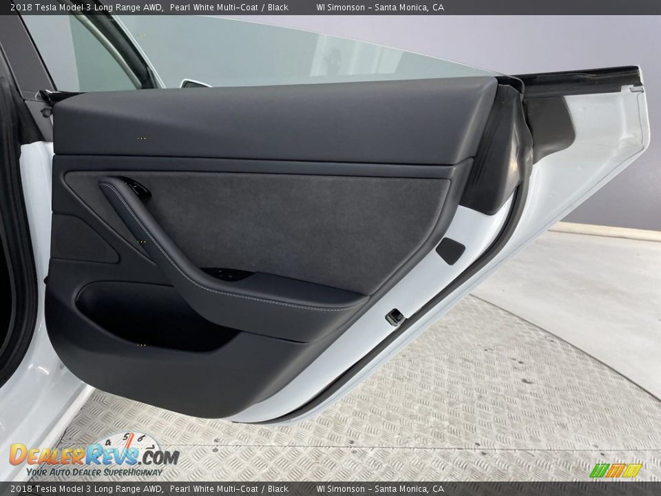 Door Panel of 2018 Tesla Model 3 Long Range AWD Photo #31