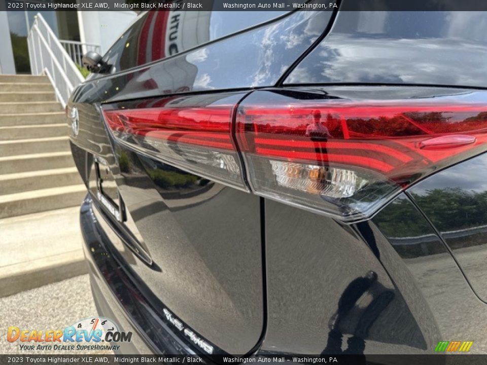 2023 Toyota Highlander XLE AWD Midnight Black Metallic / Black Photo #26