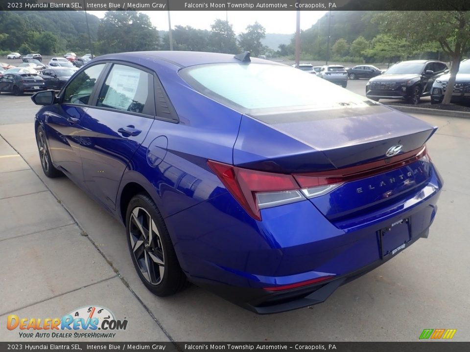 2023 Hyundai Elantra SEL Intense Blue / Medium Gray Photo #5