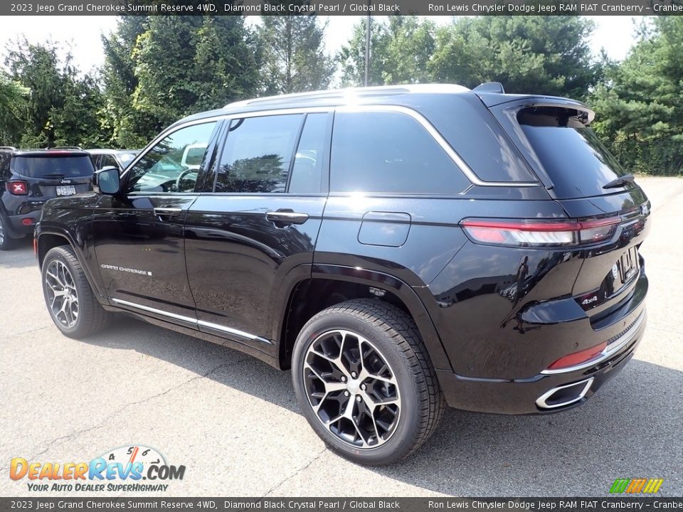 2023 Jeep Grand Cherokee Summit Reserve 4WD Diamond Black Crystal Pearl / Global Black Photo #3