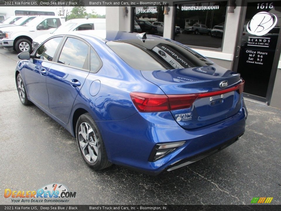 2021 Kia Forte LXS Deep Sea Blue / Black Photo #2