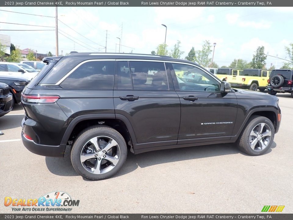 2023 Jeep Grand Cherokee 4XE Rocky Mountain Pearl / Global Black Photo #5