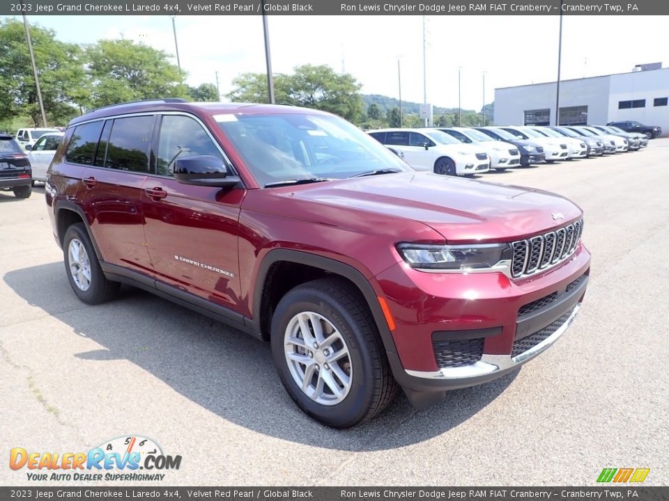 2023 Jeep Grand Cherokee L Laredo 4x4 Velvet Red Pearl / Global Black Photo #7