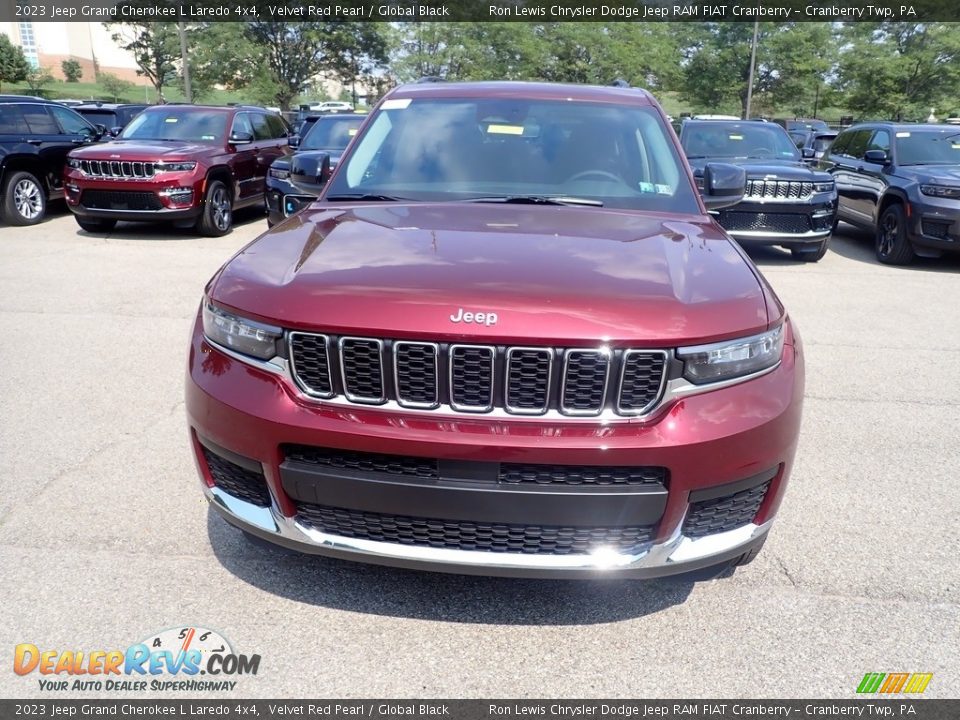 2023 Jeep Grand Cherokee L Laredo 4x4 Velvet Red Pearl / Global Black Photo #8