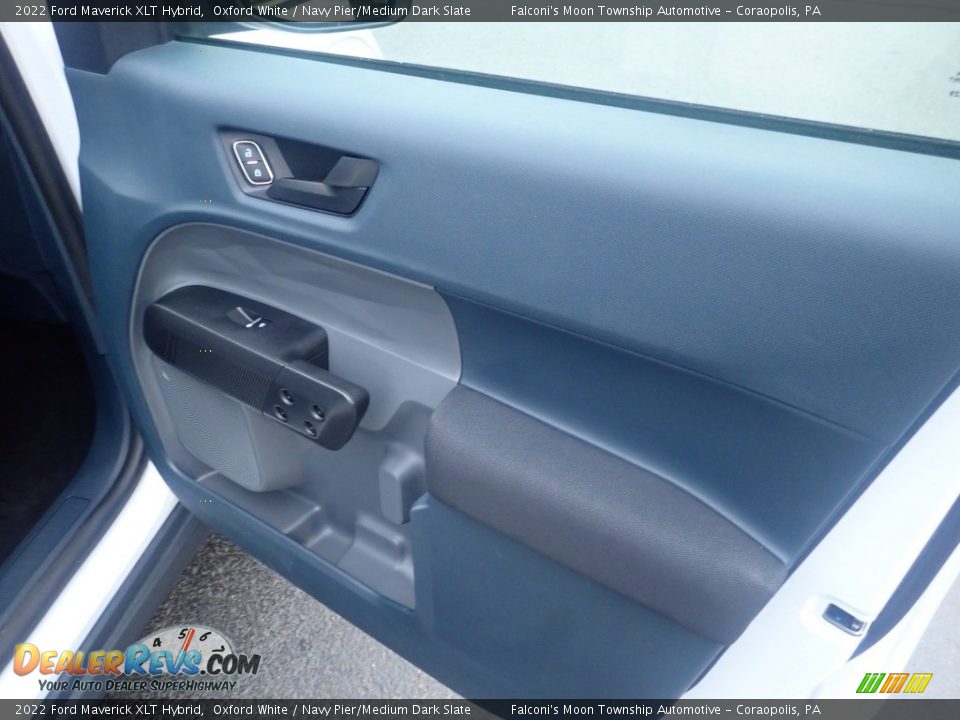 Door Panel of 2022 Ford Maverick XLT Hybrid Photo #15