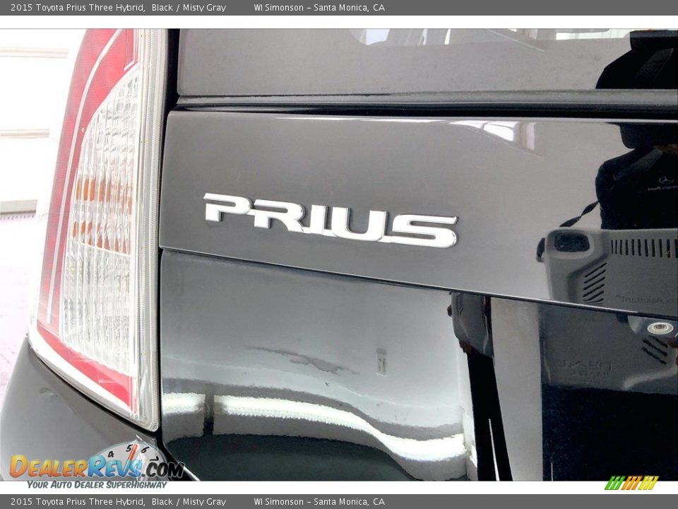 2015 Toyota Prius Three Hybrid Logo Photo #7