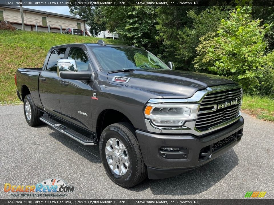 Front 3/4 View of 2024 Ram 2500 Laramie Crew Cab 4x4 Photo #4