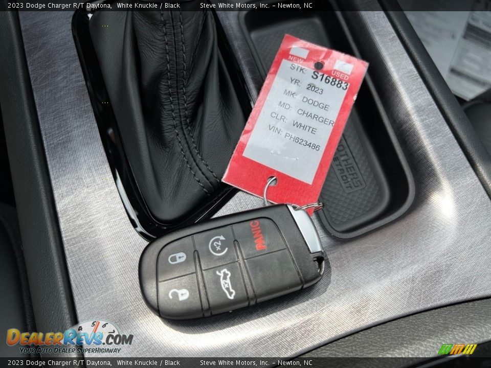 Keys of 2023 Dodge Charger R/T Daytona Photo #30