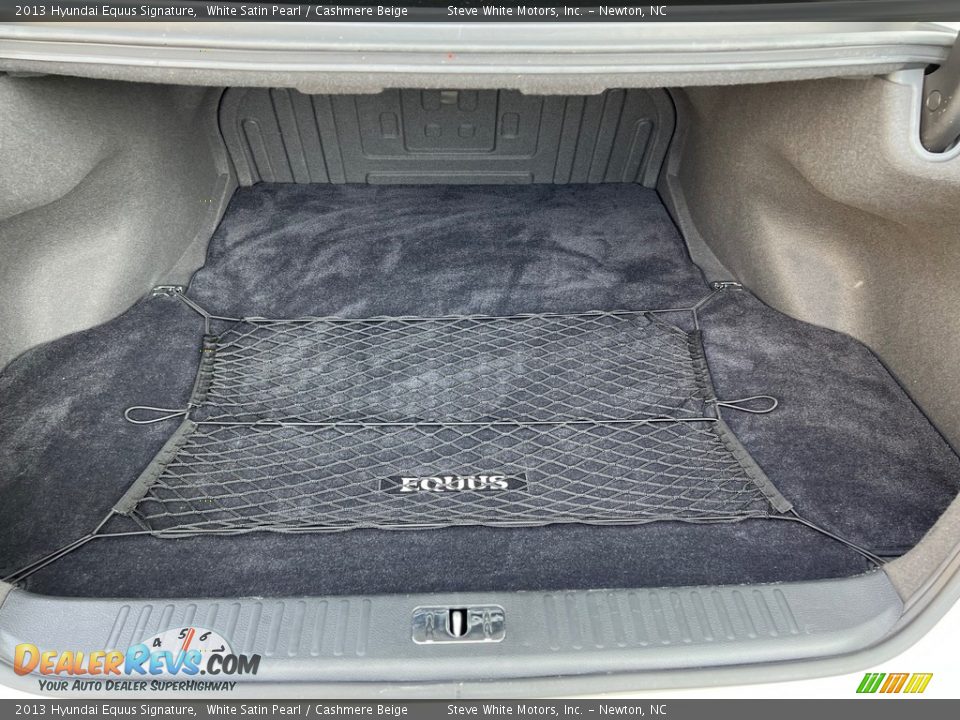 2013 Hyundai Equus Signature Trunk Photo #18