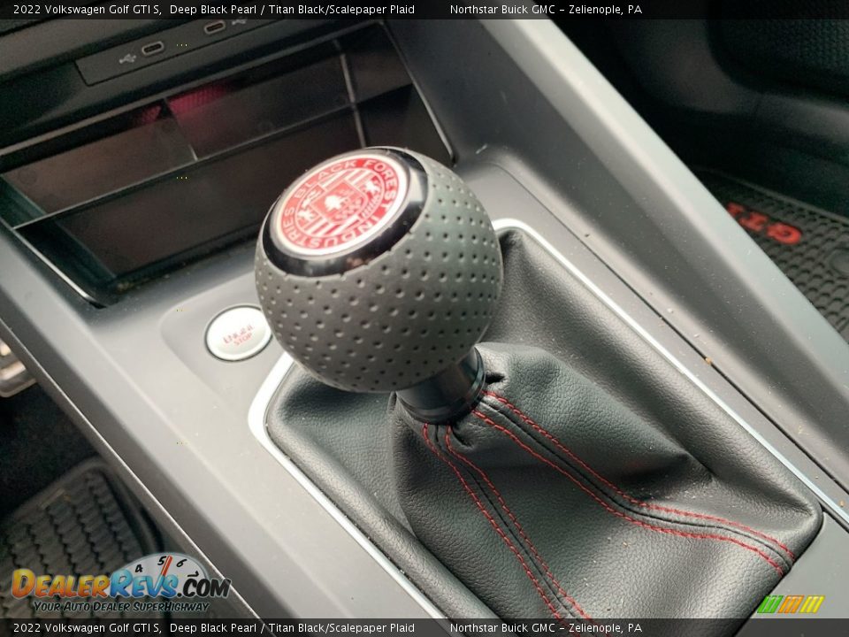 2022 Volkswagen Golf GTI S Shifter Photo #15