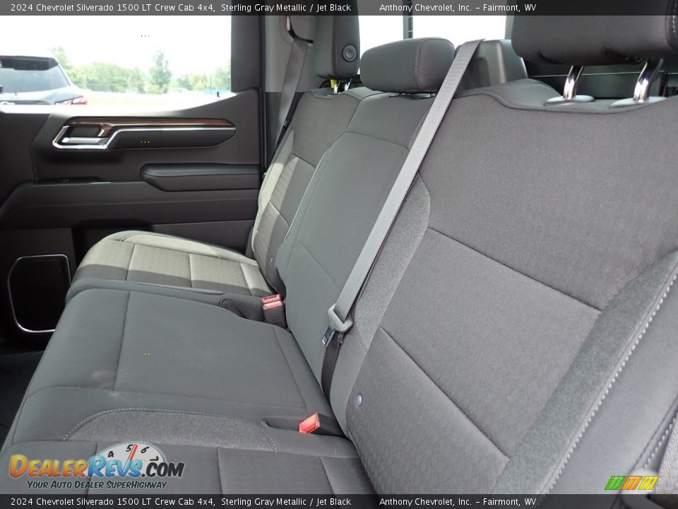 2024 Chevrolet Silverado 1500 LT Crew Cab 4x4 Sterling Gray Metallic / Jet Black Photo #12