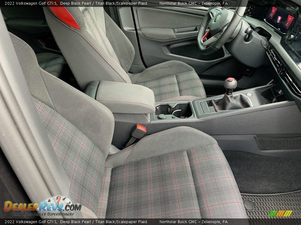 Front Seat of 2022 Volkswagen Golf GTI S Photo #26