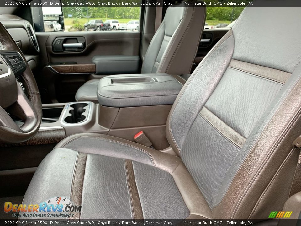 Front Seat of 2020 GMC Sierra 2500HD Denali Crew Cab 4WD Photo #20