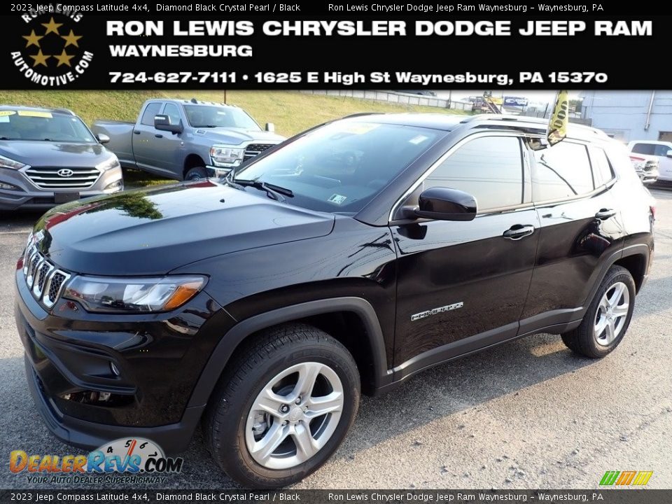 2023 Jeep Compass Latitude 4x4 Diamond Black Crystal Pearl / Black Photo #1