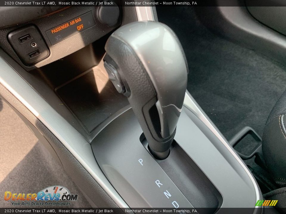 2020 Chevrolet Trax LT AWD Shifter Photo #15