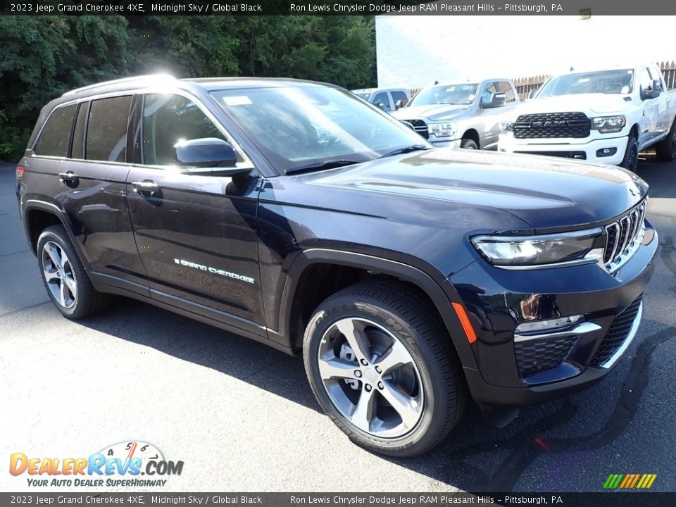 2023 Jeep Grand Cherokee 4XE Midnight Sky / Global Black Photo #8