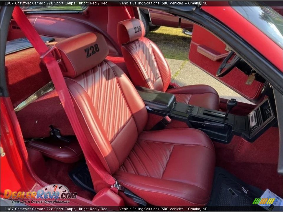Front Seat of 1987 Chevrolet Camaro Z28 Sport Coupe Photo #4