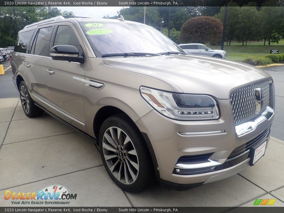 Front 3/4 View of 2020 Lincoln Navigator L Reserve 4x4 Photo #8
