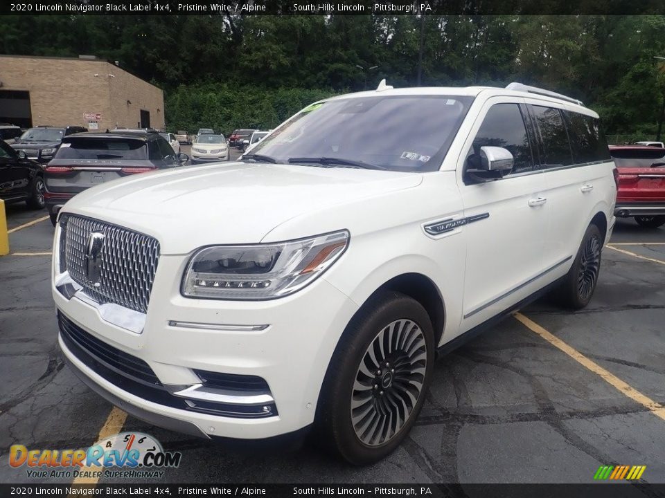 Front 3/4 View of 2020 Lincoln Navigator Black Label 4x4 Photo #1