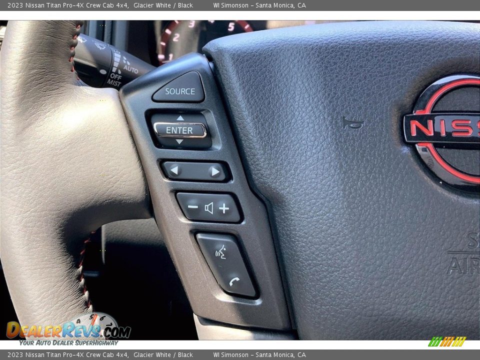 2023 Nissan Titan Pro-4X Crew Cab 4x4 Steering Wheel Photo #21