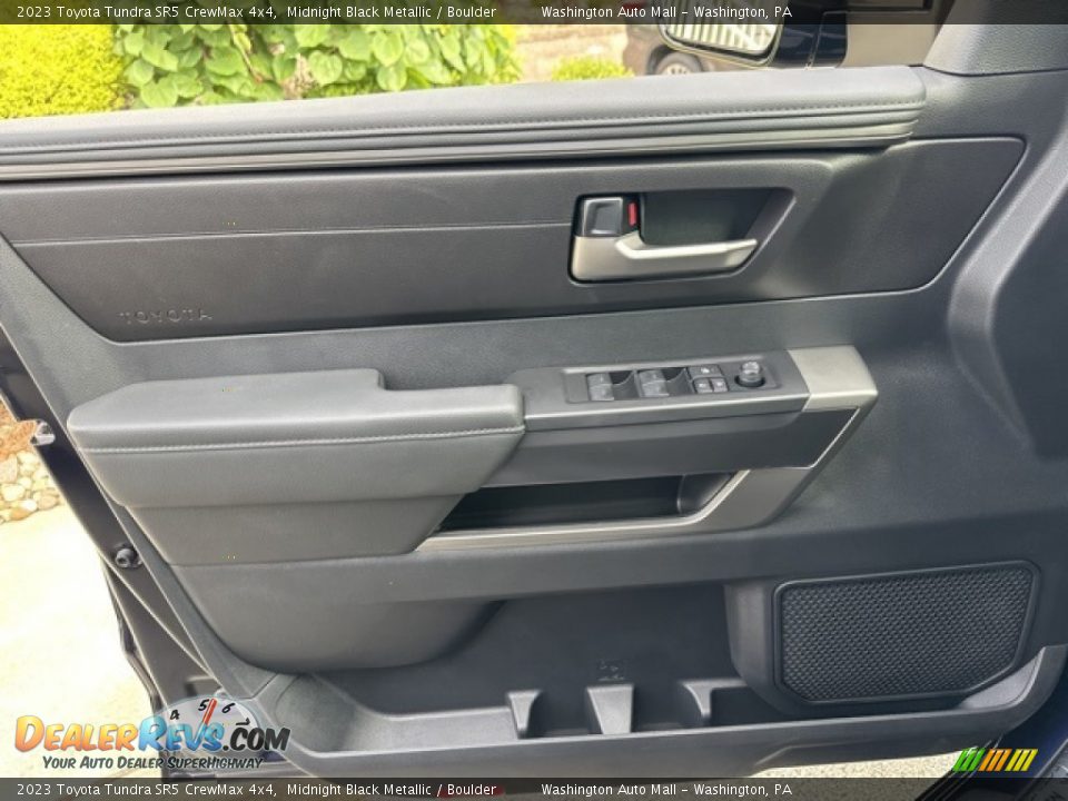 2023 Toyota Tundra SR5 CrewMax 4x4 Midnight Black Metallic / Boulder Photo #17