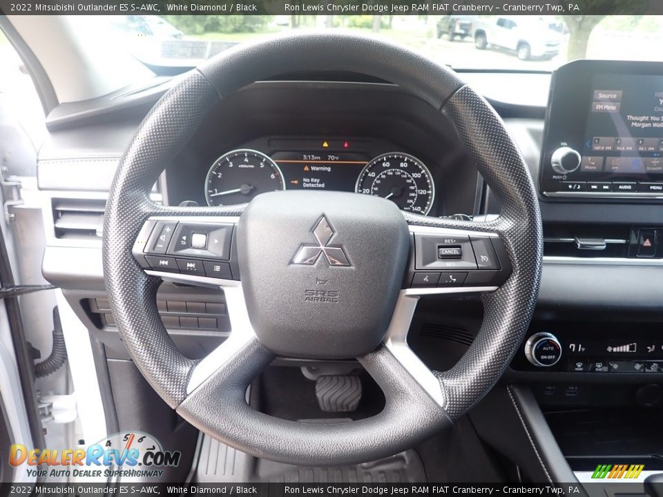 2022 Mitsubishi Outlander ES S-AWC White Diamond / Black Photo #19