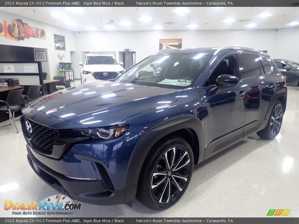 Front 3/4 View of 2023 Mazda CX-50 S Premium Plus AWD Photo #6